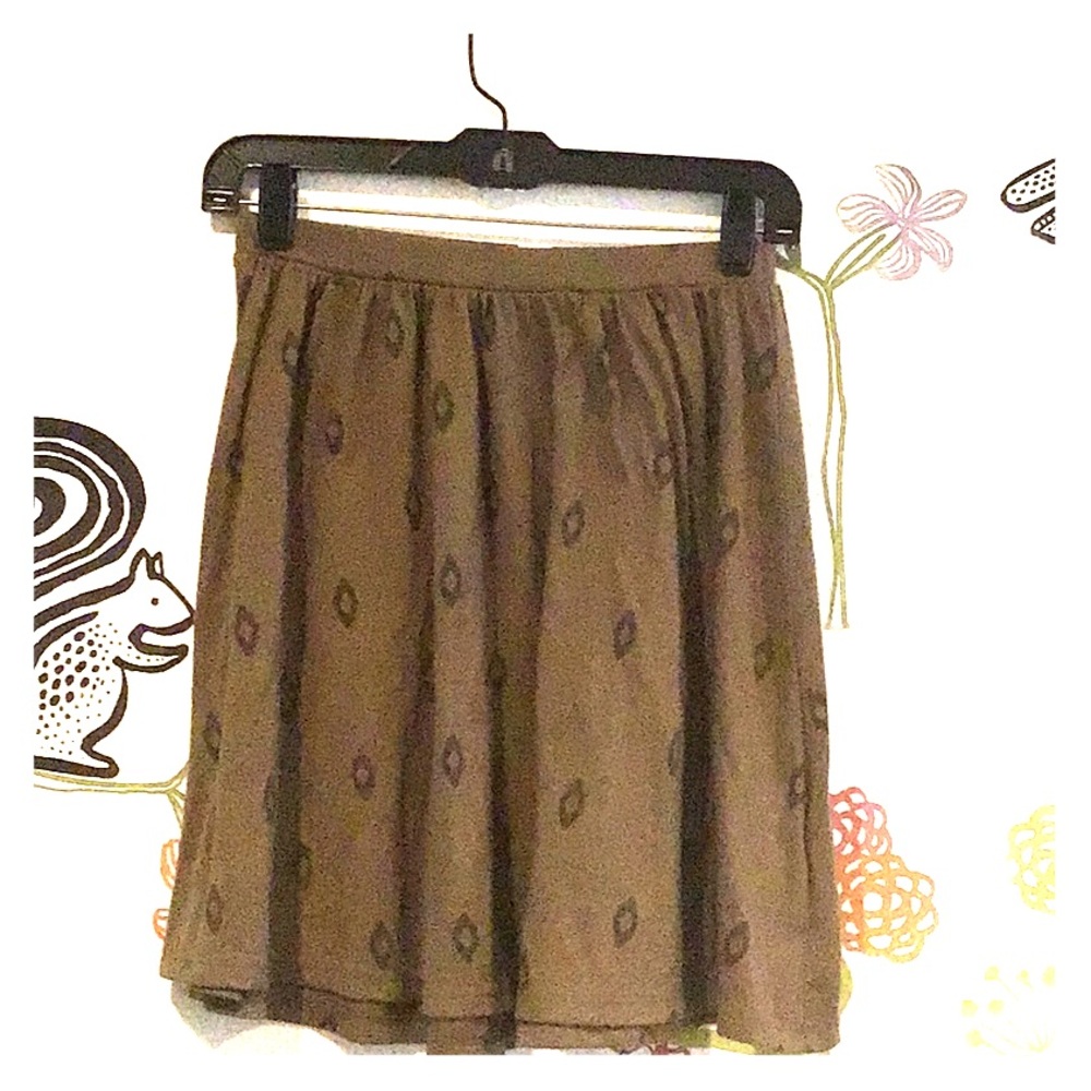 An Old Navy XS skirt